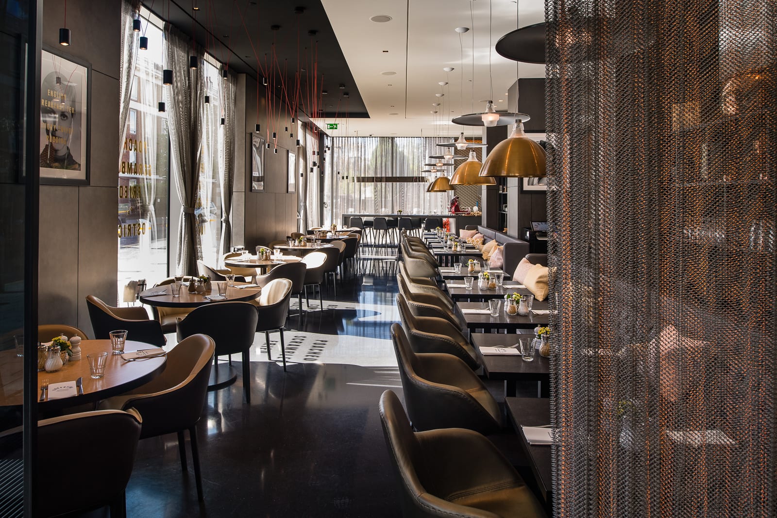 Florentine table layout